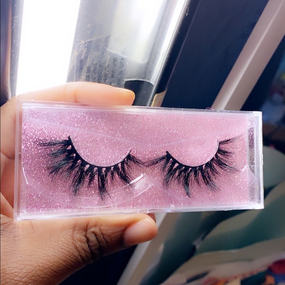 3D Mink Strips!
